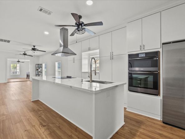 7013 Corsicana Street, Houston TX 77020