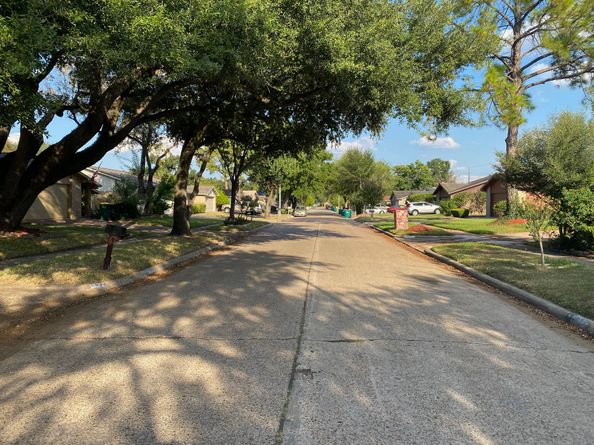 5638 Hickory Forest Drive, Houston TX 77088