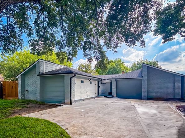 6803 Marta Drive, Houston TX 77083-1241