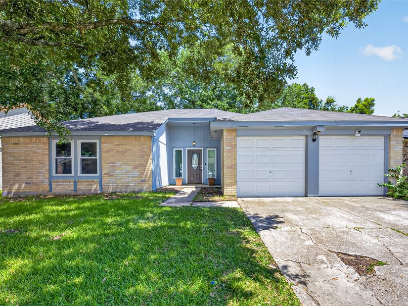 2527 Corral Trail, Friendswood TX 77546