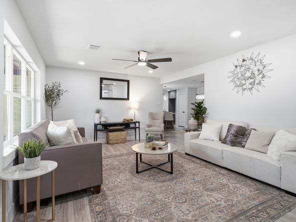 5551 Winding Creek Way, Houston TX 77017