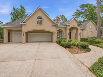54 N Wooded Brook Circle