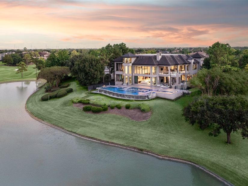 3102 Noble Lakes Lane, Houston TX 77082