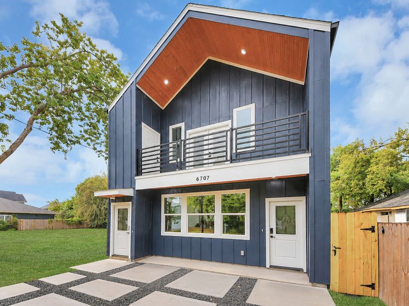 6707 Knox Street, Houston TX 77091