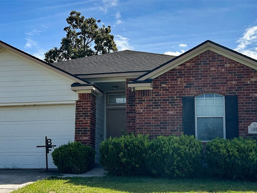 2054 Briar Grove Drive, Conroe TX 77301