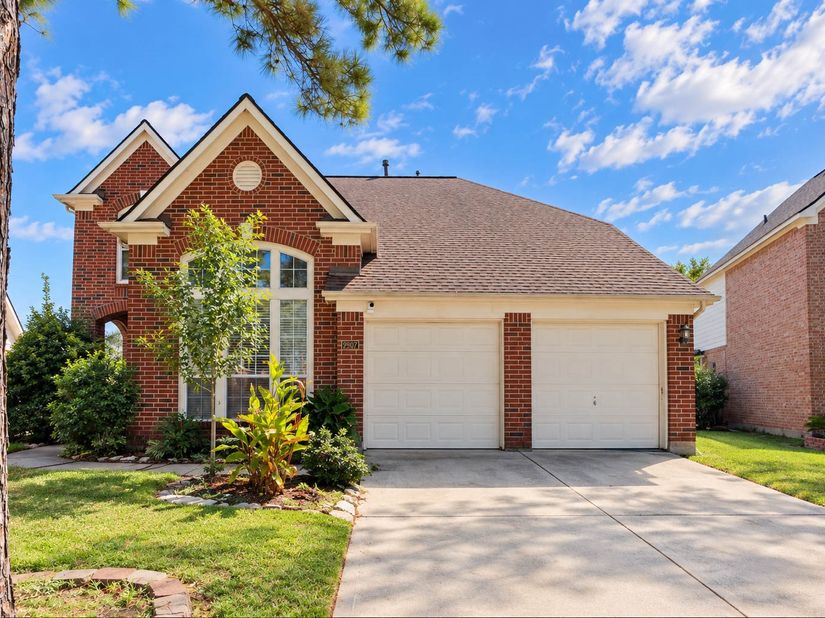 2907 Napoleonic Court, Houston TX 77014
