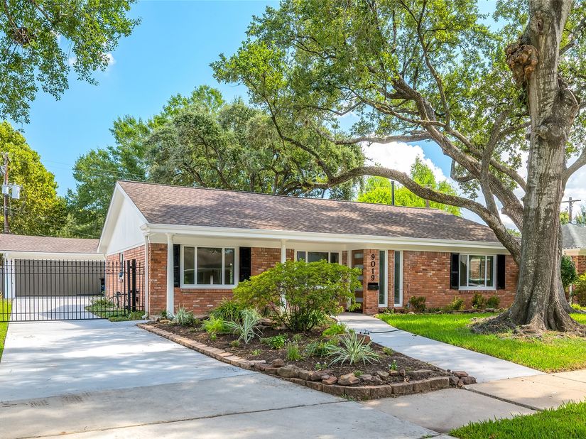 9019 Kapri Lane, Houston TX 77025
