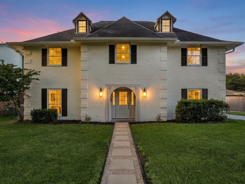 5030 Bayou Vista Drive, Houston TX 77091