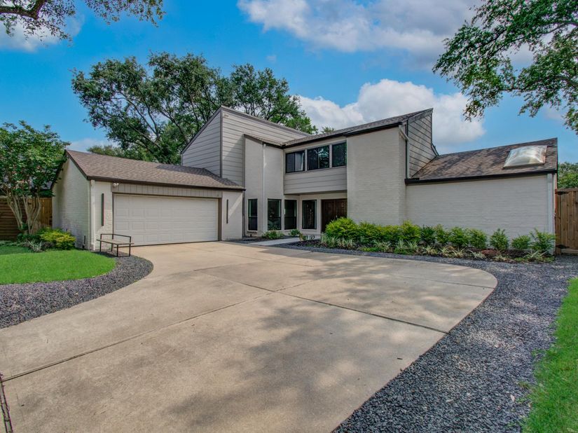 1607 Big Lake Drive, Houston TX 77077