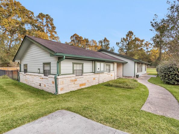 528 Catfish Lane, Conroe TX 77384