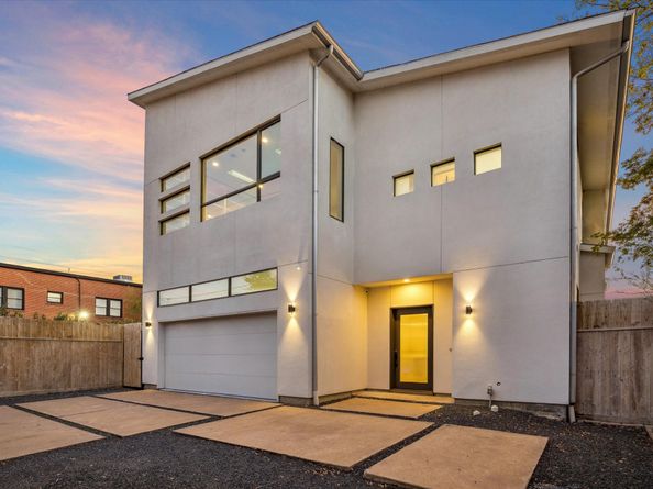 118 Tuam Street, Houston TX 77006