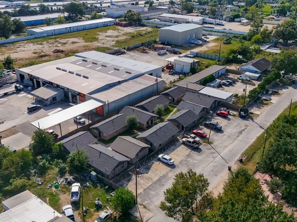 8814 Manus Street 111, Houston TX 77093