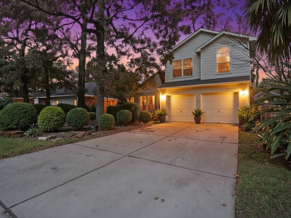 14 Wintergrass Place, The Woodlands TX 77382