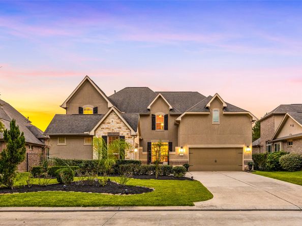 27 Tioga Place, The Woodlands TX 77375