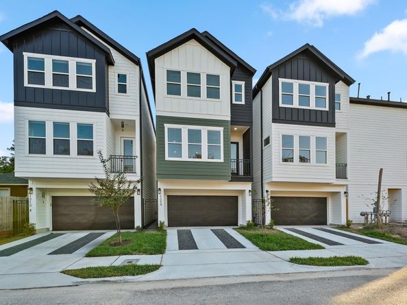 1207 Cavalcade Street E, Houston TX 77009