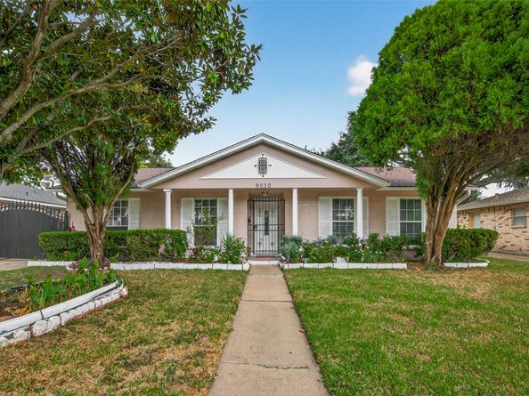 9030 Troulon Drive, Houston TX 77036