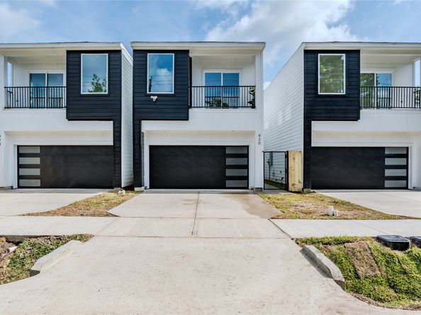 1911 Dewalt Street, Houston TX 77088