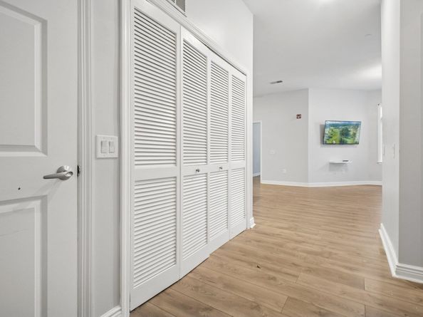 7400 River Rd 111, North Bergen NJ 07047