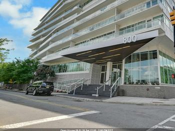 800 Avenue At Port Imperial