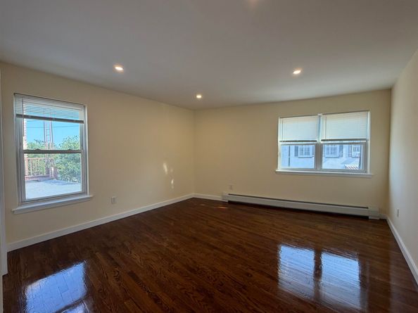 161 18th St 8C, Union City NJ 07087