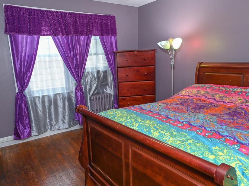 74 West 56th St, Bayonne NJ 07002-4914