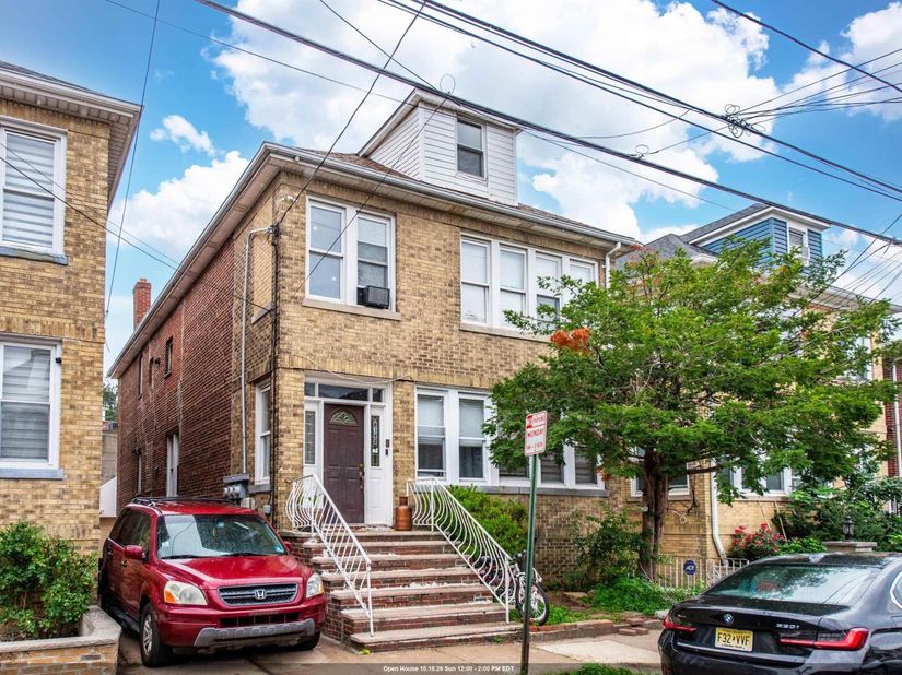 8312 1st Ave, North Bergen NJ 07047