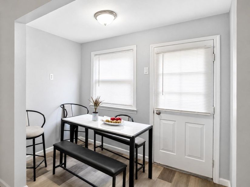 30 East 49th St, Bayonne NJ 07002