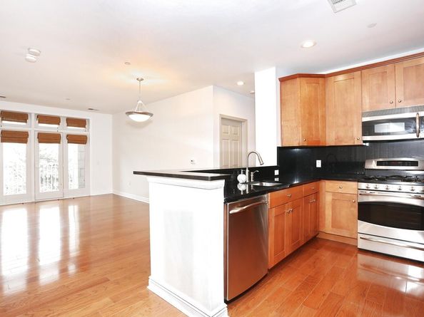 7400 River Rd 228, North Bergen NJ 07047