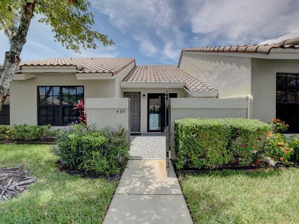 490 Hardwood Place, Boca Raton FL 33431