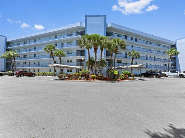 198 NW 67th Street 207, Boca Raton FL 33487
