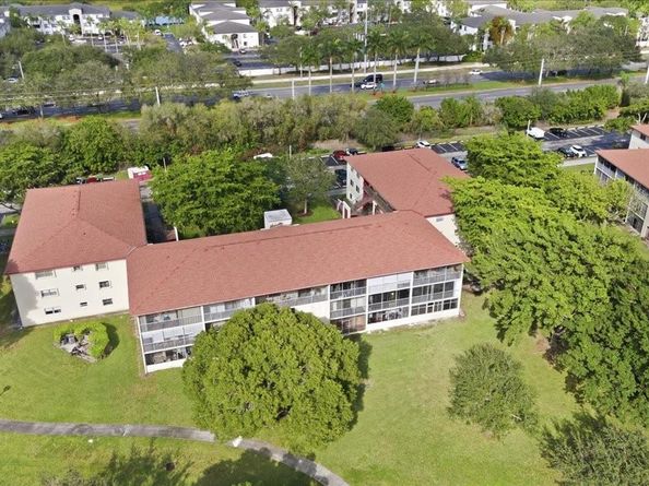 13300 SW 1st St 206o, Pembroke Pines FL 33027