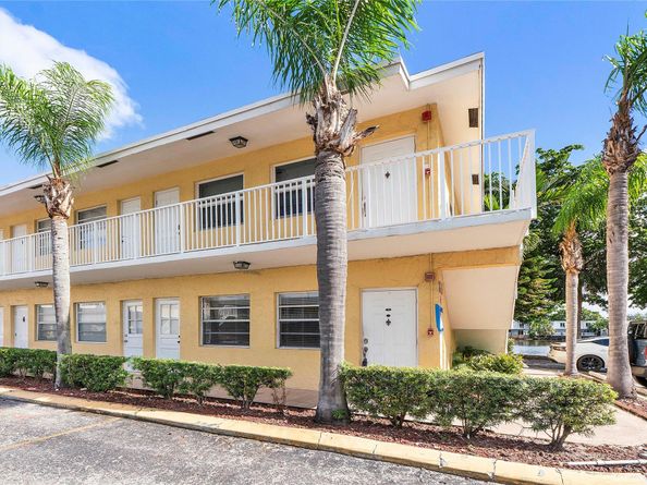 4050 NE 12th Ter 392, Oakland Park FL 33334