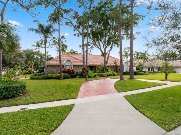 20816 Pinar Trail, Boca Raton FL 33433