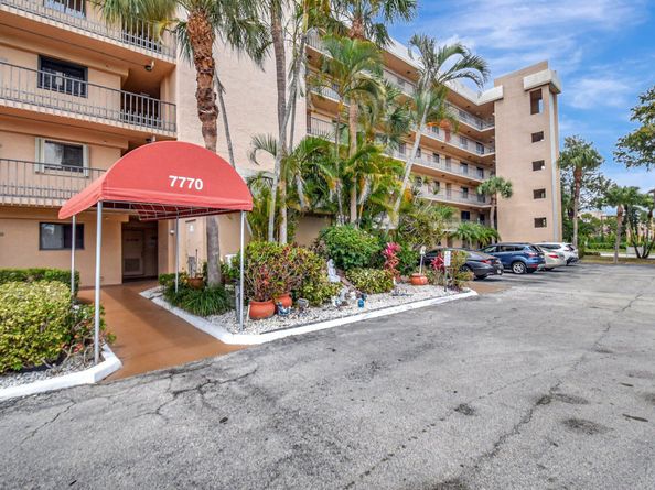 7770 Tahiti Lane 306, Lake Worth FL 33467