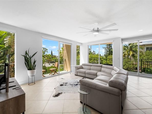 3210 NE 5th Street 203, Pompano Beach FL 33062