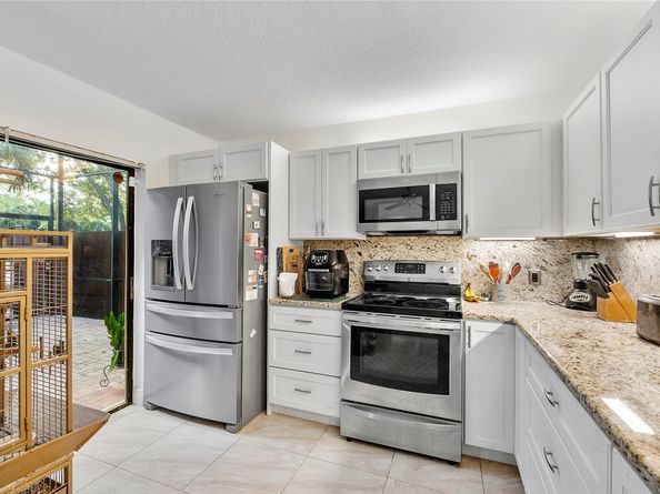 9101 SW 19 Place A, Davie FL 33324