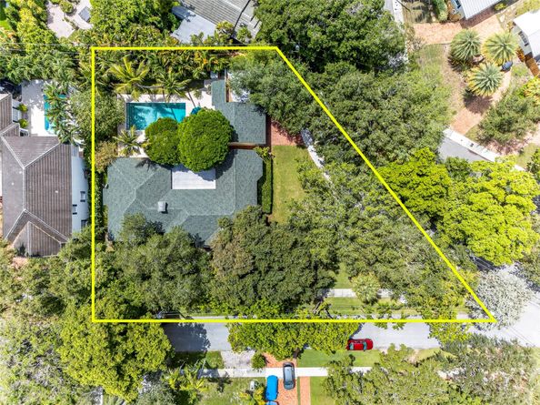 1017 SE 13th Ter, Fort Lauderdale FL 33316