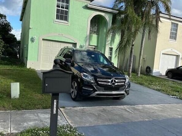 4172 Pine Hollow Circle, Greenacres FL 33463