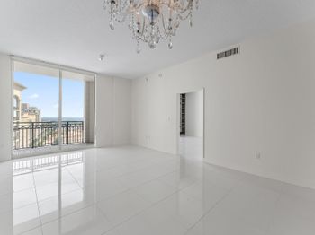 550 Okeechobee Boulevard