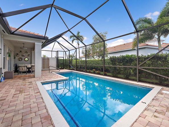 101 Casa Grande Court, Palm Beach Gardens FL 33418