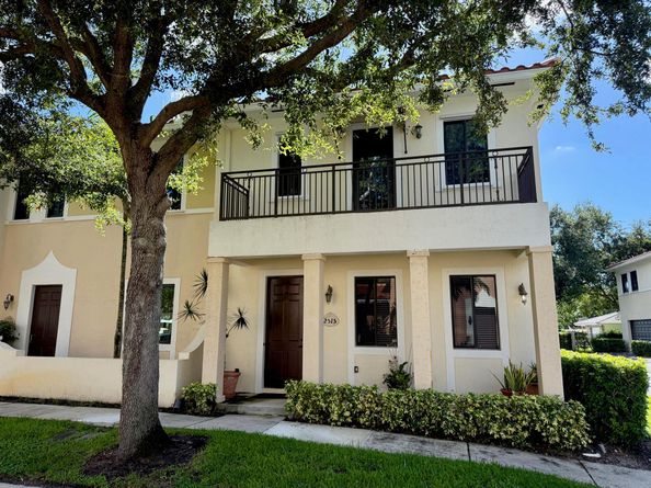 2515 Venetian Court, Boynton Beach FL 33426