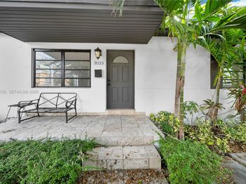 3033 Hibiscus Street
