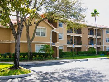 215 SW 117th Terrace