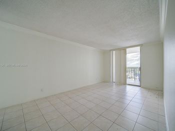 2903 N Miami Beach Boulevard