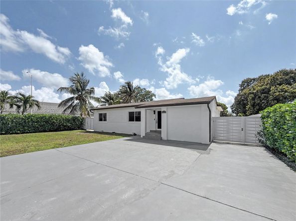660 S Biscayne River Drive, Miami FL 33169