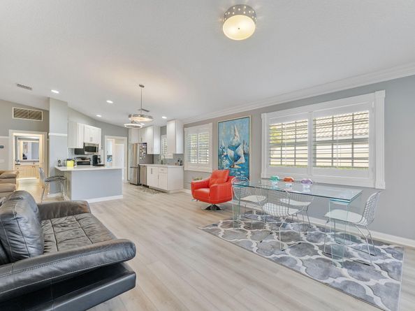 8210 Saint Johns Court, Wellington FL 33414