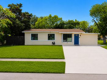 5700 SW 37 Court