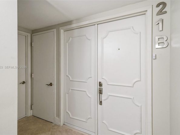 936 Intracoastal Drive 21B, Fort Lauderdale FL 33304