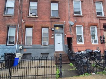 2009 E Allegheny Avenue