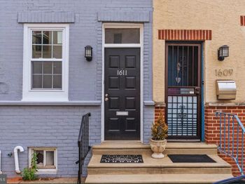1611 N Cadwallader Street